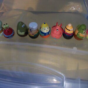 LOT OF   9 - FIGURES FROM THE SPONGE BOB SHOW  - ITEM # 5 - 27
